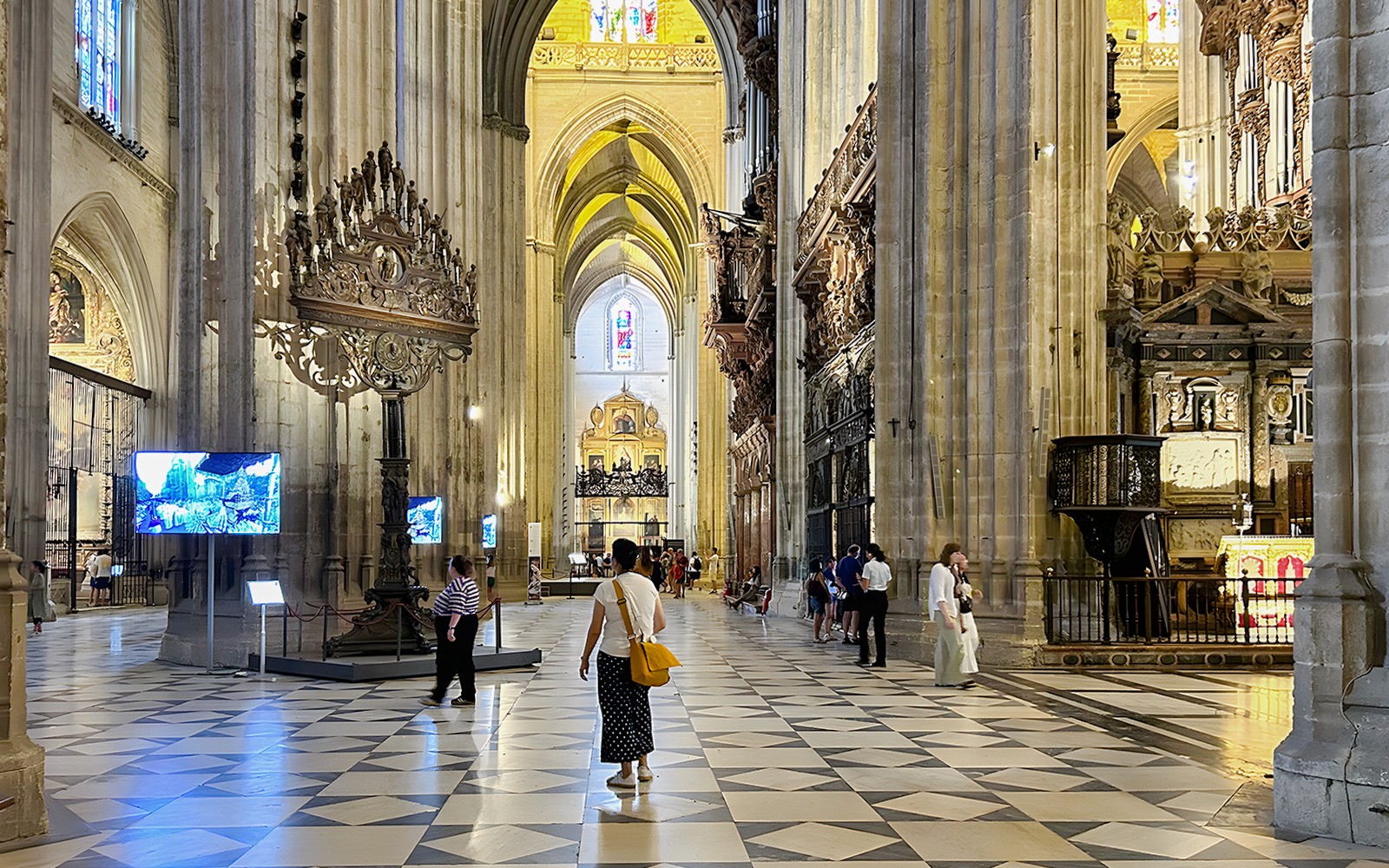 Seville Cathedral & La Giralda Skip-the-Line Guided Tour