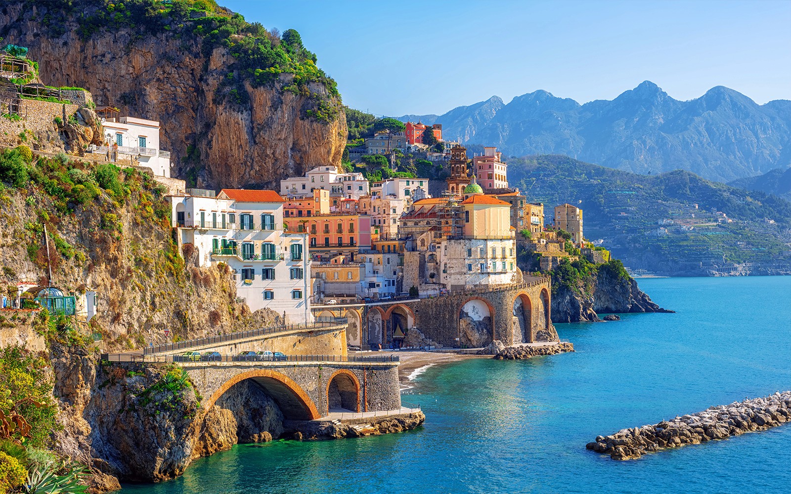 Shuttle Transfers: Naples Airport to Sorrento Train Station/Pompei