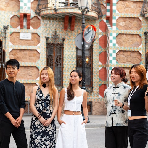 Gaudí Houses & Sagrada Família: Barcelona Full-Day Tour — gallery 2