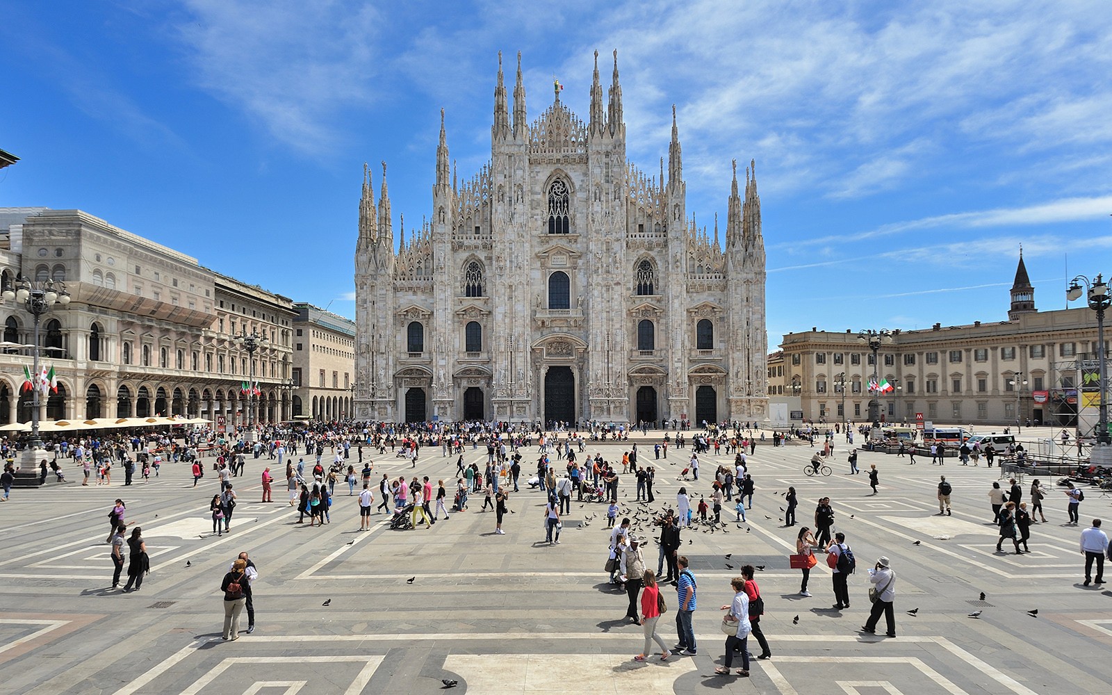 Milan Cathedral and Terraces Skip-the-Line Guided Tour — gallery 1