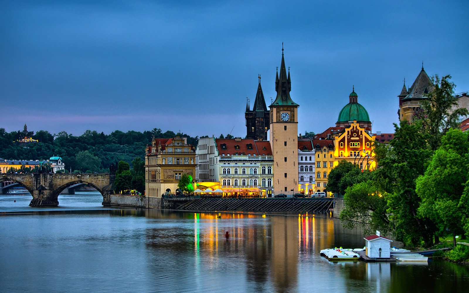 Evening Walking Tour with Panoramic Views of Prague — gallery 3