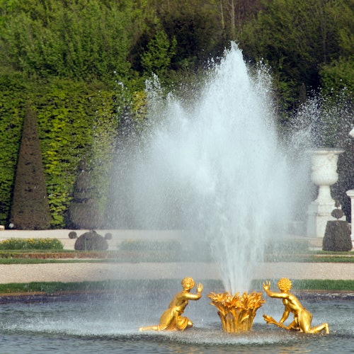 Palace of Versailles: Musical Fountains Show Ticket