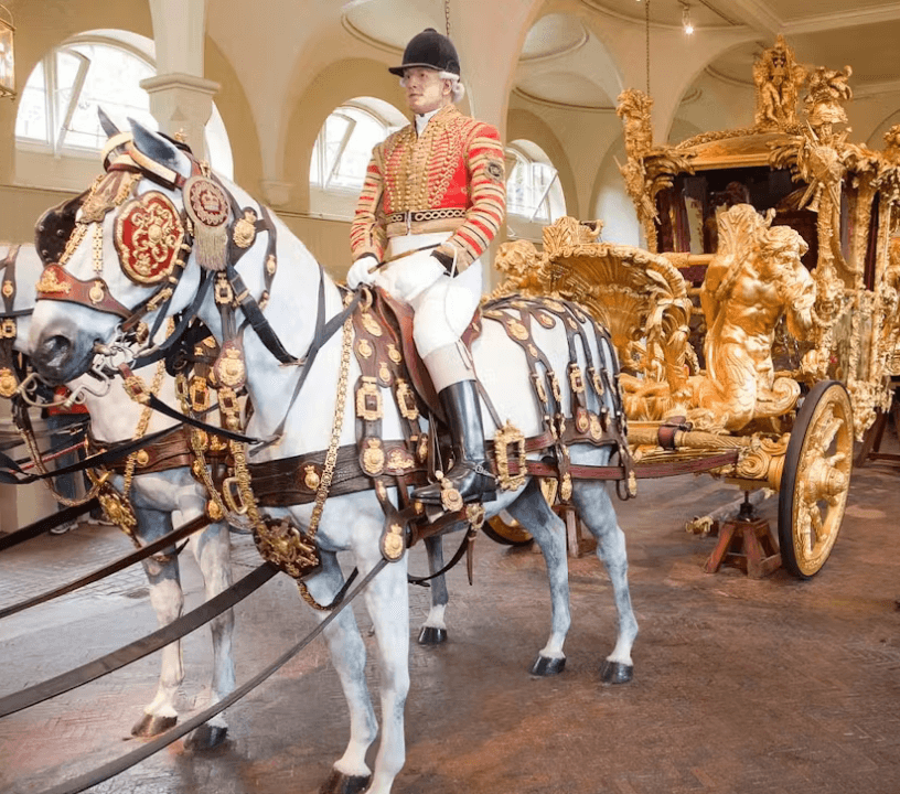 The Royal Mews at Buckingham Palace — gallery 4