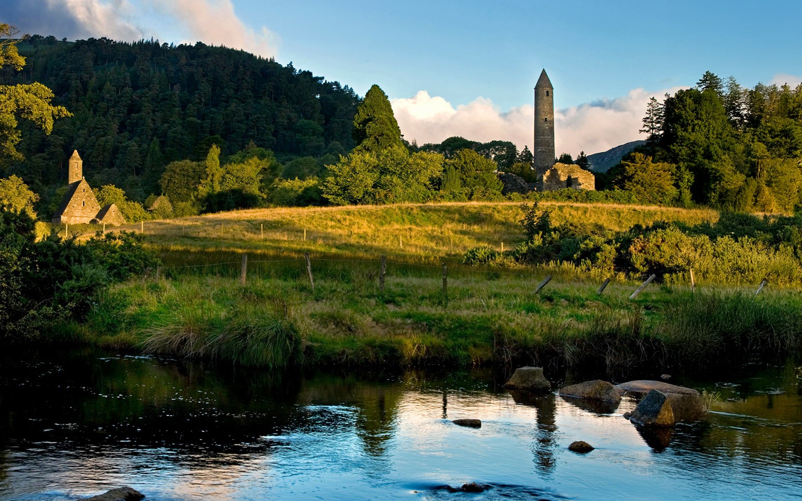 From Dublin: Wicklow Mountains, Glendalough, and Kilkenny Full-Day Trip