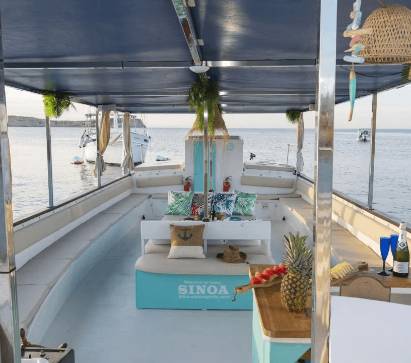 Ibiza: Midday Boat Tour to Cala Bassa, Cala Comte & Caves