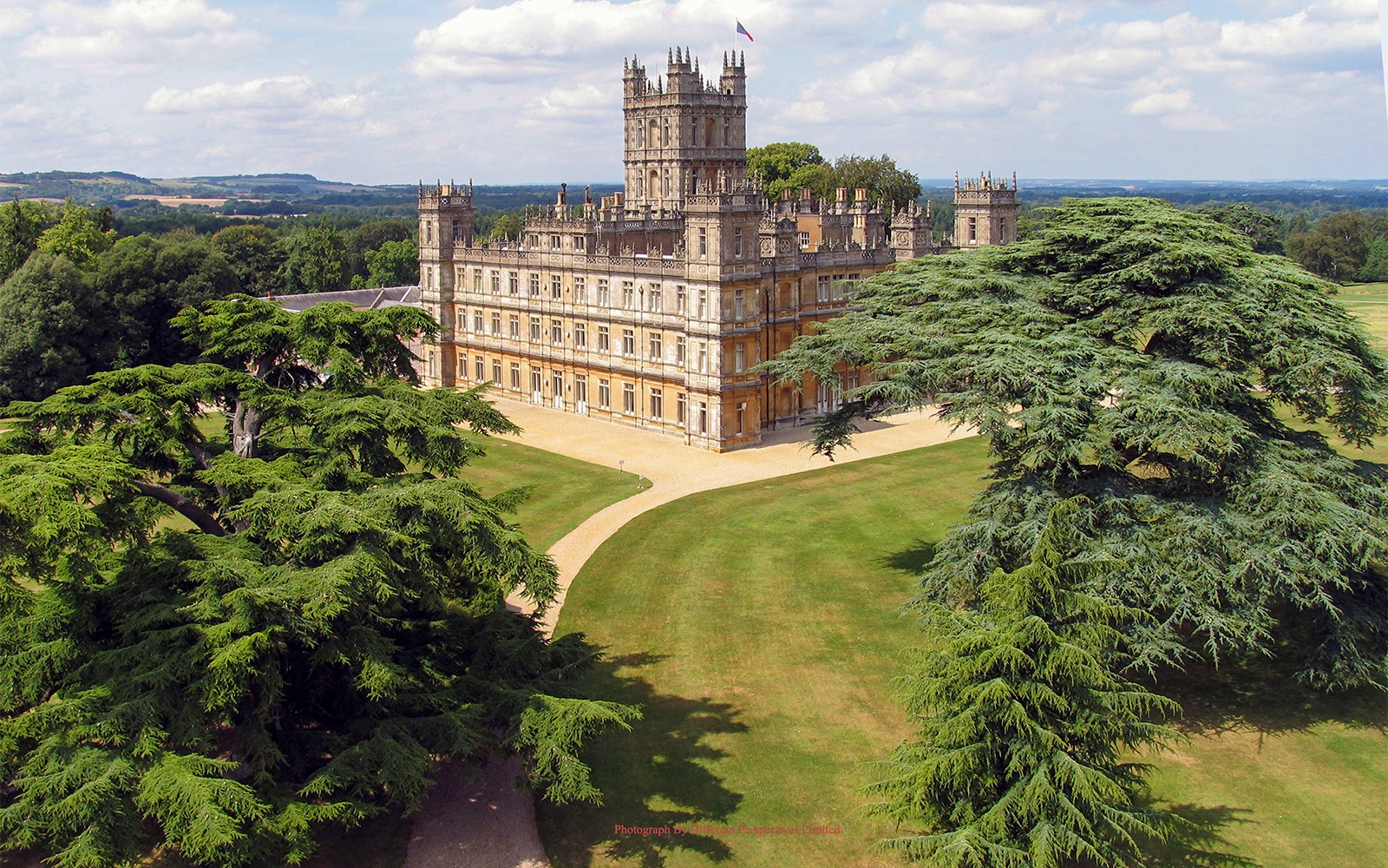 Downton Abbey: Guided Day Tour of Highclere Castle, Oxford & Bampton from London — main image