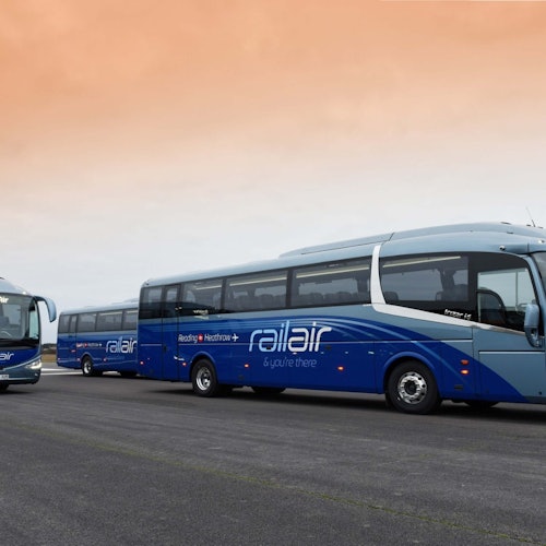 Watford: Bus Transfer To/From London Heathrow Airport — gallery 4