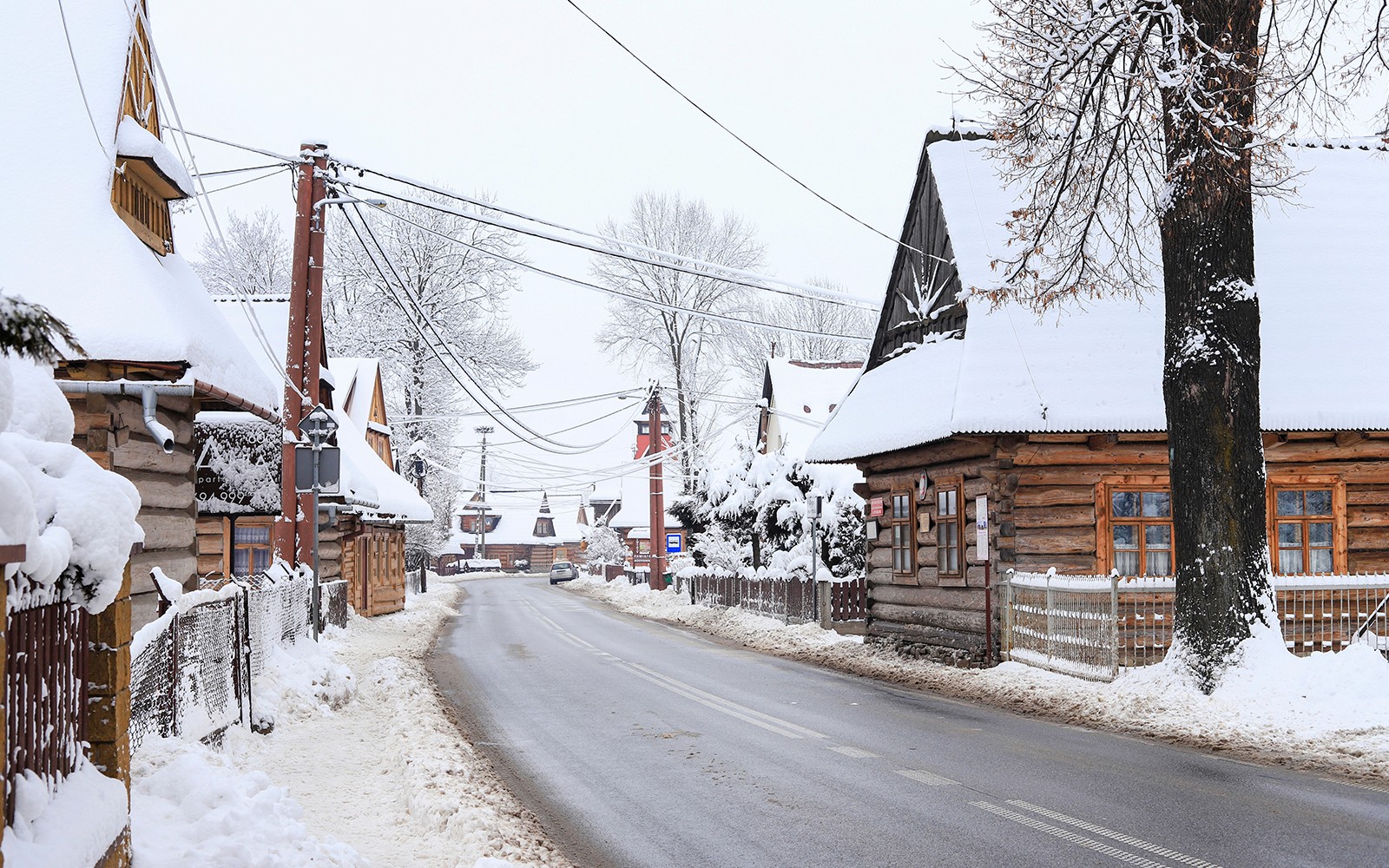 From Krakow: Zakopane Tour with Chocholow Thermal Baths Entry & Hotel Transfers — gallery 1