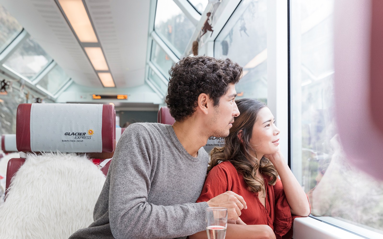 Glacier Express (Ticket with Seat Reservation): Zermatt to/from Chur/St. Moritz