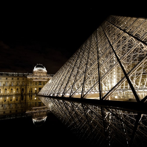 Murders And Mysteries: Louvre — gallery 1