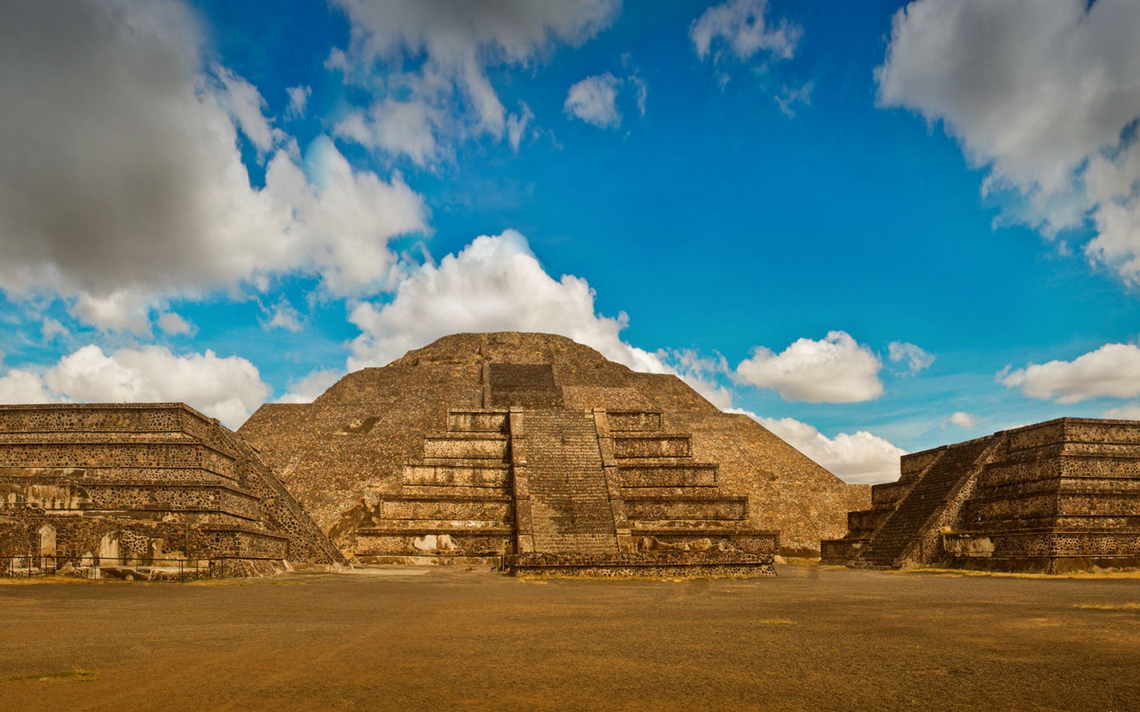 From Mexico City: Teotihuacán Guided Day Tour