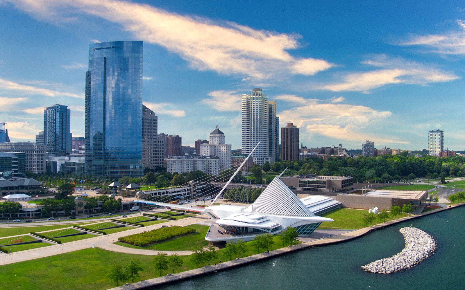 Coach USA One-Way Tickets: Chicago O'Hare Airport to/from Milwaukee City Center