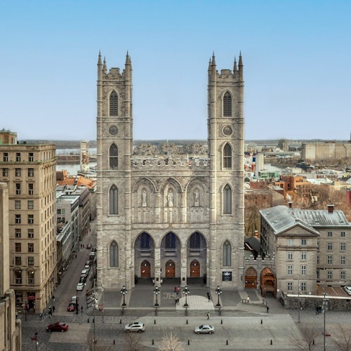 Montréal: Sightseeing River Cruise + AURA Experience at Notre-Dame — gallery 1