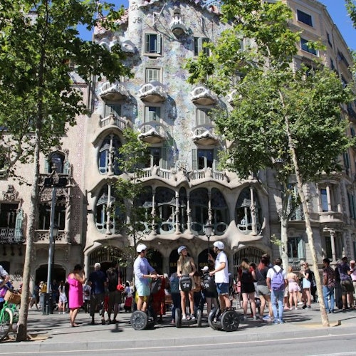 Barcelona: Gaudí Segway Tour — gallery 1