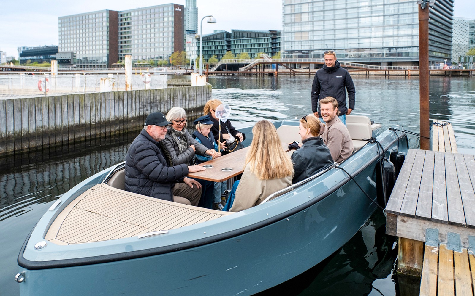 Copenhagen Small Group Canal Cruise on Electric Boats — gallery 5