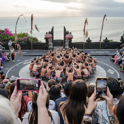 Uluwatu Temple, Kecak Fire Dance & Suluban Beach: Guided Tour + Transfer — gallery 2