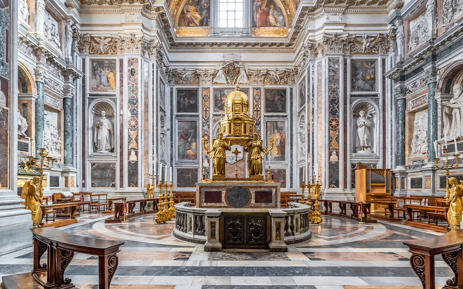 Santa Maria Maggiore Basilica Underground Guided Tour