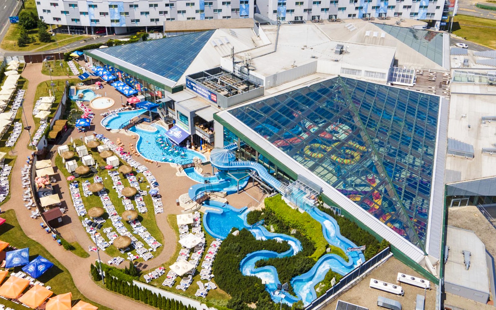 Aquapalace Indoor-Outdoor Water World Tickets — gallery 3