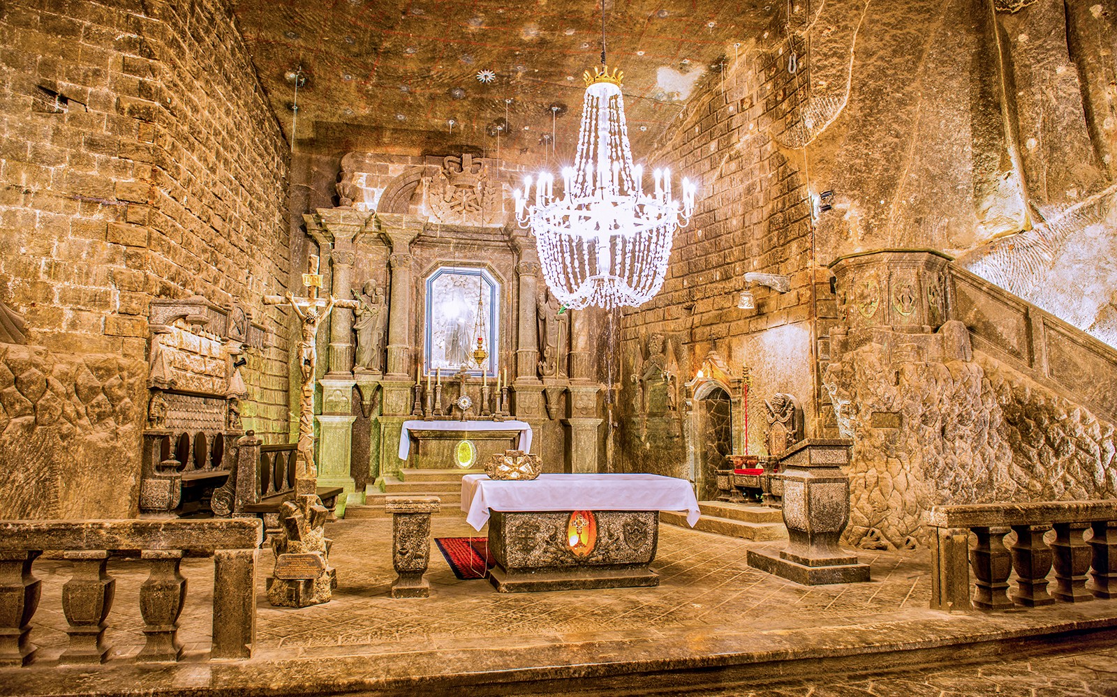 Full-Day Tour of Auschwitz-Birkenau and Wieliczka Salt Mine with Transfers from Krakow & Lunch — gallery 1