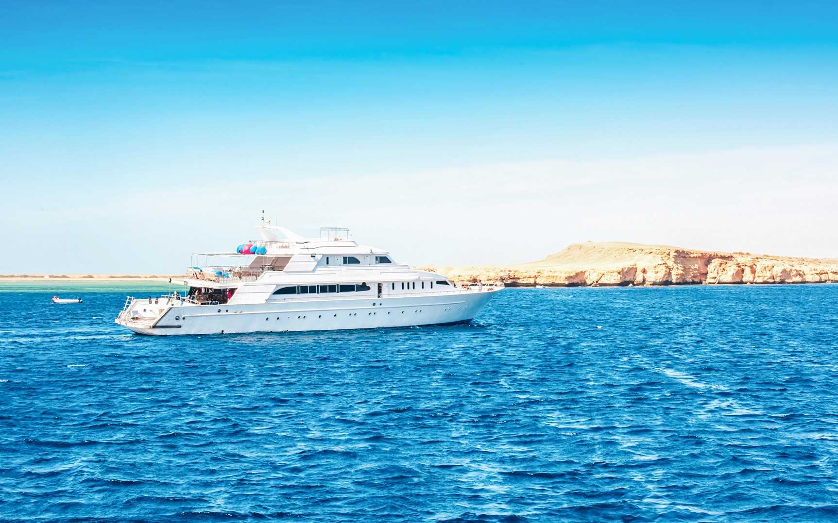 From Sharm El Sheikh: Private Ras Mohamed & White Island Cruise with Diving, Snorkeling, BBQ Lunch & Transfers — gallery 1