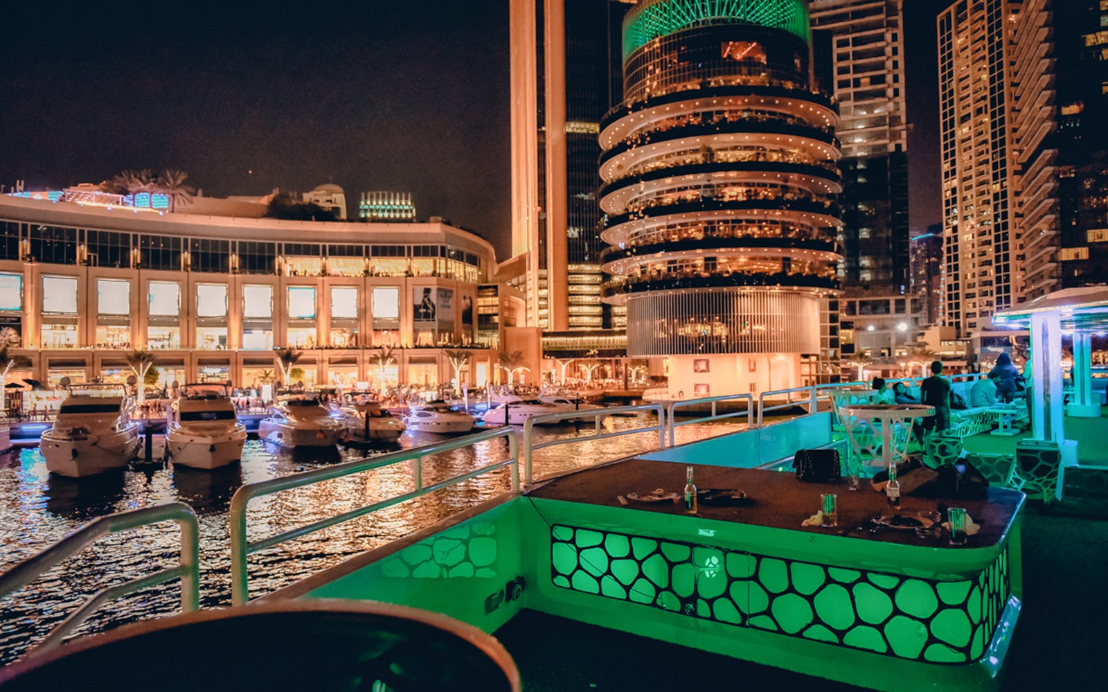 From Dubai Marina: 3-Hour Lotus Mega Yacht Cruise with Buffet Dinner, Unlimited Drinks & Live Entertainment — gallery 2