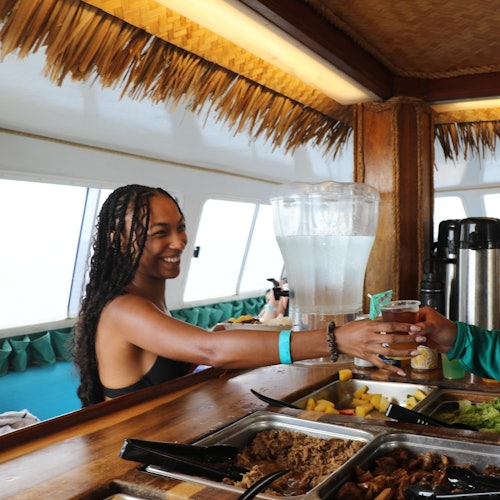 Oahu: Afternoon Dolphin Watching Cruise + Snorkeling — gallery 4