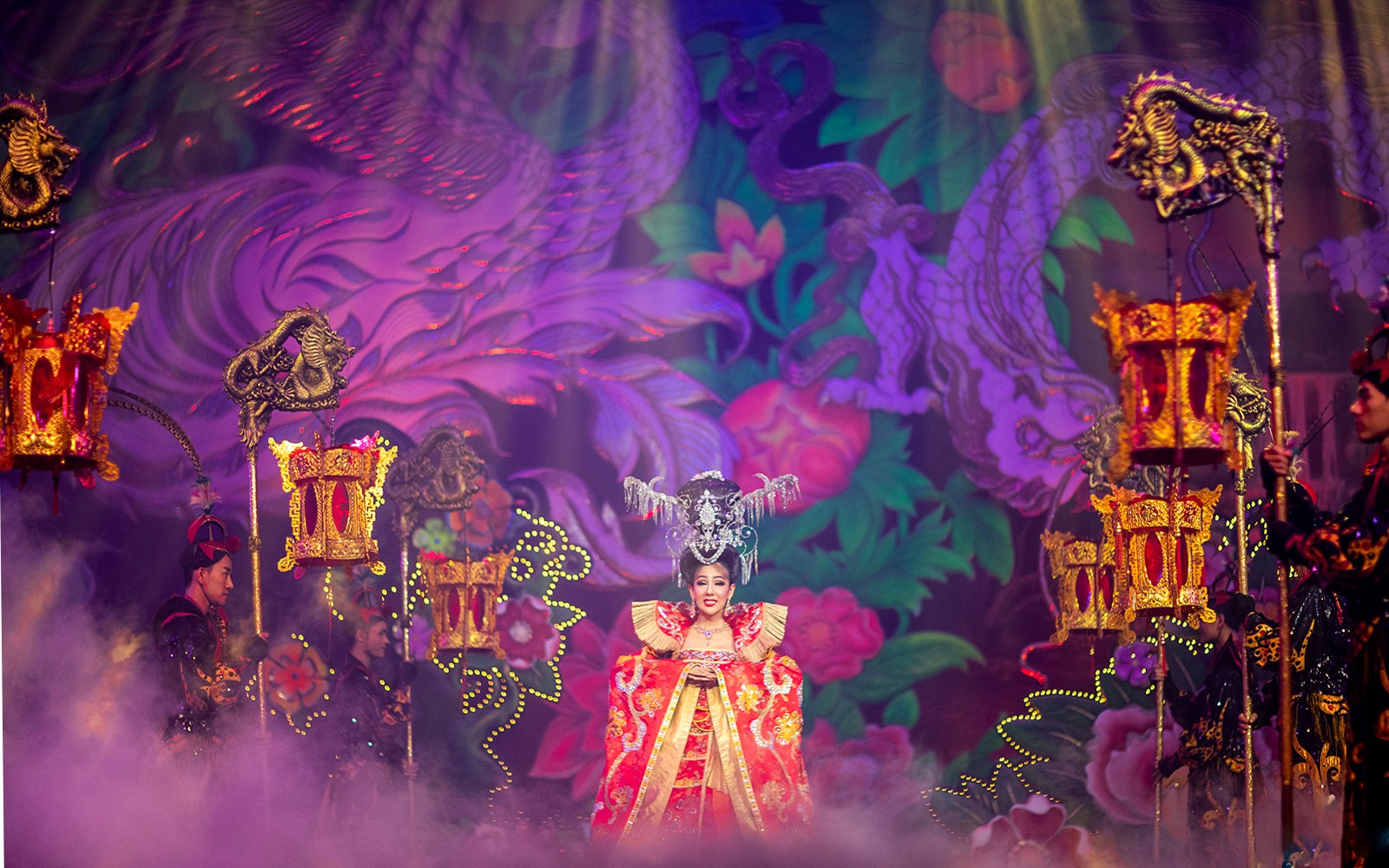 Alcazar Cabaret Show Tickets — gallery 5
