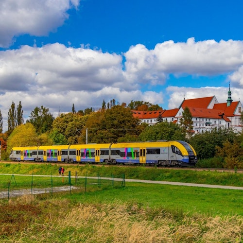 Krakow: Train Transfer from Central Station to Airport — gallery 2