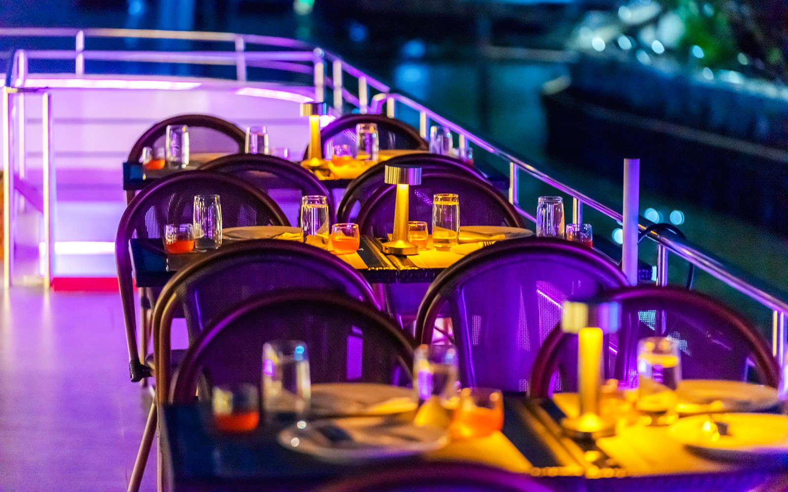The Newest Luxury 5-Star Chao Phraya Dinner Cruise — gallery 2