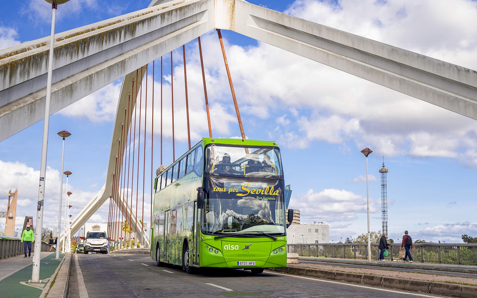 Sevirama: Seville Hop-on Hop-off Bus Tour — gallery 4