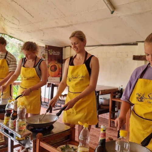 Krabi: Guided Thai Cooking Class + Roundtrip Transfer — gallery 1