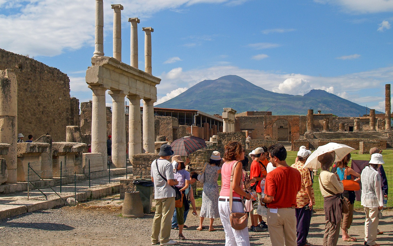 From Rome: Pompeii Guided Tour and Mount Vesuvius Day Trip