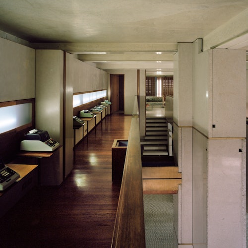 Negozio Olivetti Guided Tour