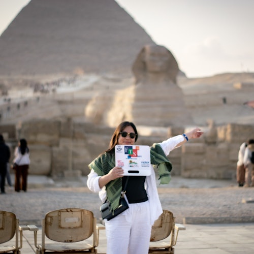 Giza Pyramids & Sphinx: Guided Tour + Transfers + Lunch + Camel Ride