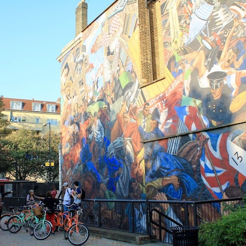 London: Secret London Bike Tour — portrait