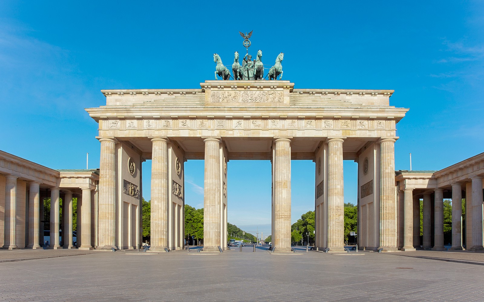 City Circle: 24/48/72-Hour Berlin Hop-On Hop-Off Bus Tour with Optional Cruise