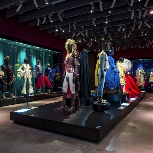 Hollywood Star Tour + Academy Museum of Motion Pictures — gallery 4