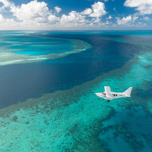 60-Minute Whitsundays Scenic Flight — gallery 2