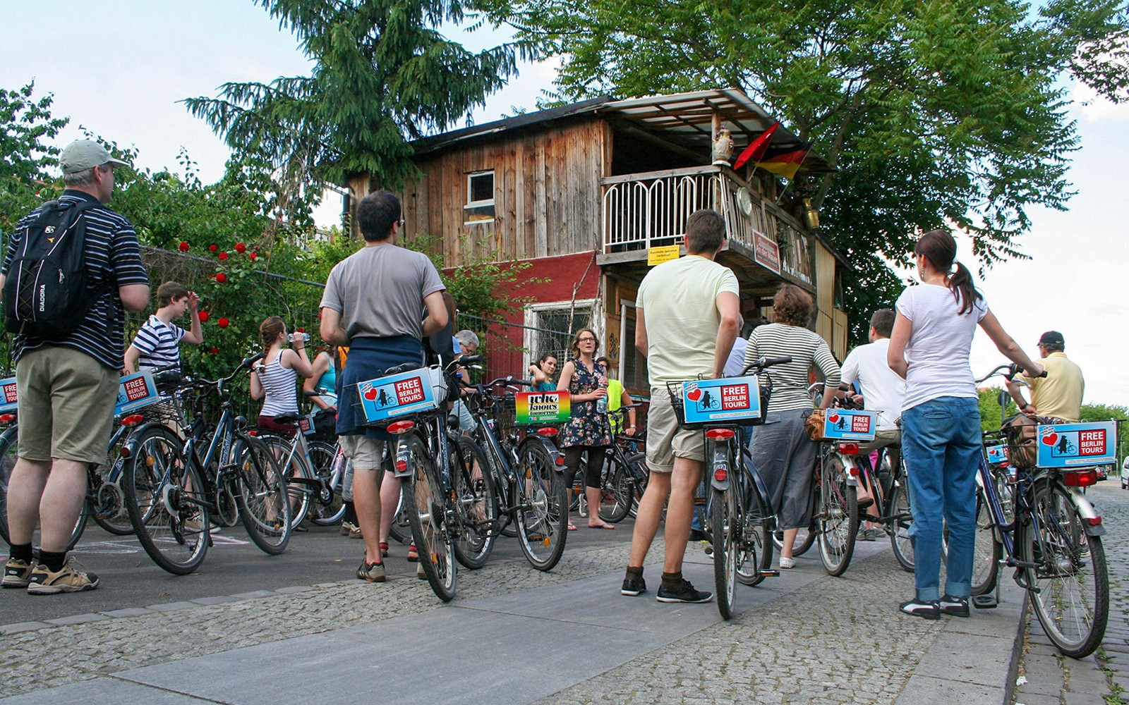 3-Hour Guided Bike Tour of Kreuzberg & Friedrichshain — gallery 1