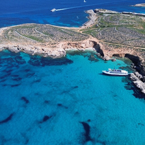 Comino, Blue & Crystal Lagoon: Boat Tour — gallery 1