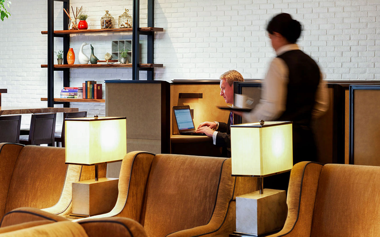 London Heathrow Airport T5: Plaza Premium Lounge Access
