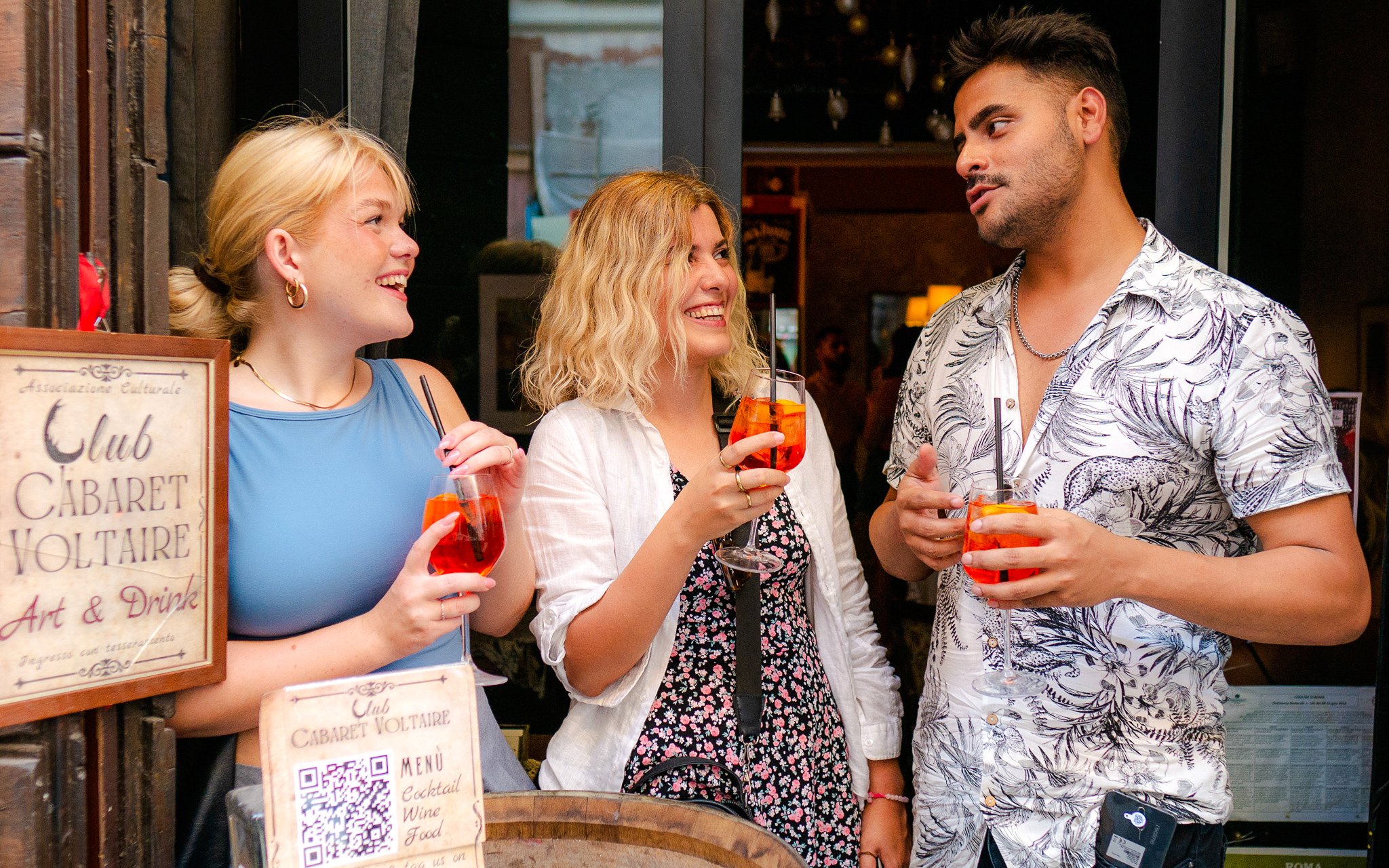 Rome Pub Crawl: Interactive Night Tour with Games & Karaoke — gallery 2