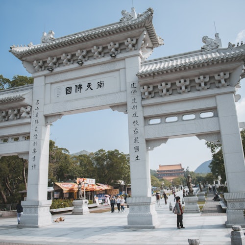 Ngong Ping Cable Car Roundtrip: One-way Standard + One-way Crystal Plus Cabin