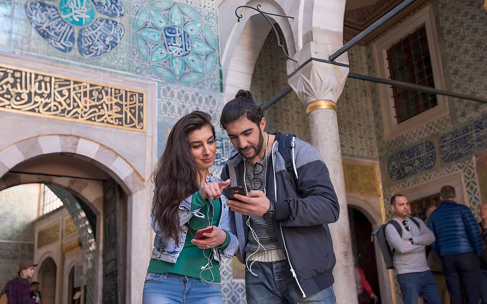 Combo: Topkapi Palace + Blue Mosque Guided Tours with Skip-the-Line Tickets