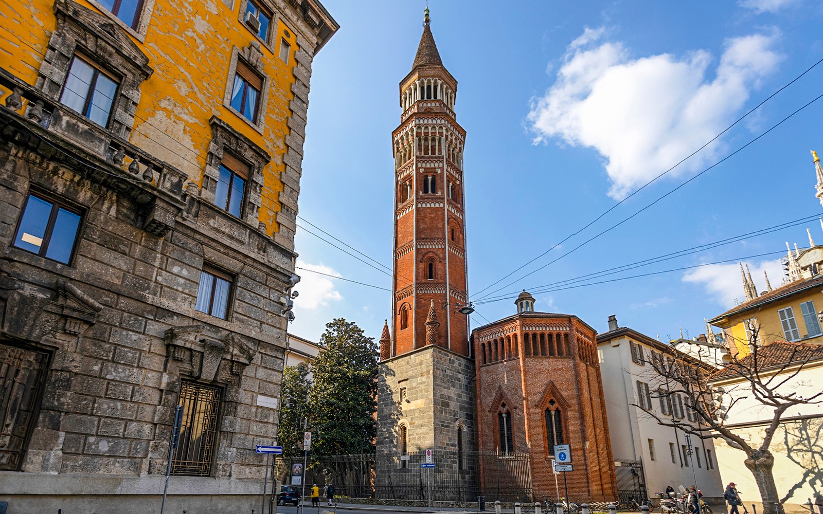 Milan Duomo Full Complex Skip-the-Line Tickets with Terrace Access