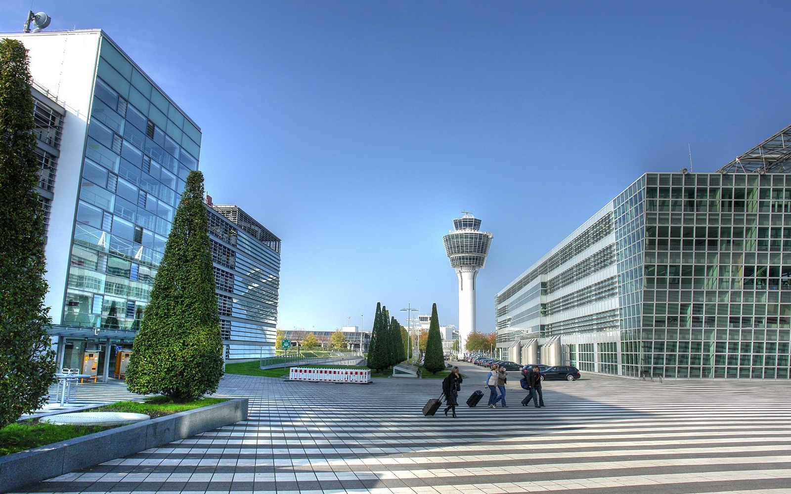 Lufthansa Express Bus One-Way Tickets: Munich Airport to/from Munich City — gallery 3