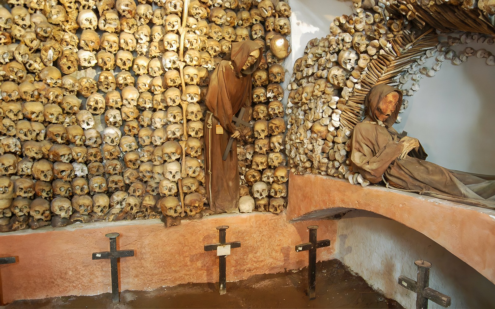 Catacombs of St. Callixtus Guided Tour with Transfers