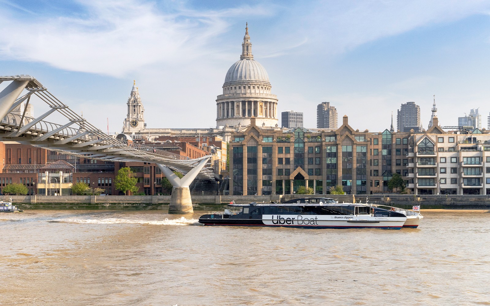 London Hop-On Hop-Off Cruise — main image