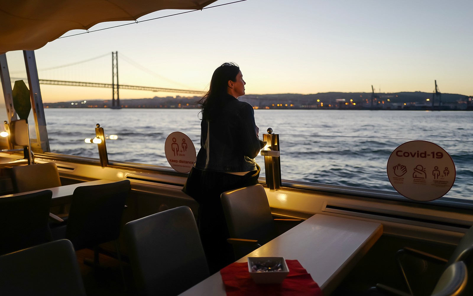 Lisbon Sunset Cruise on Tagus River — gallery 5