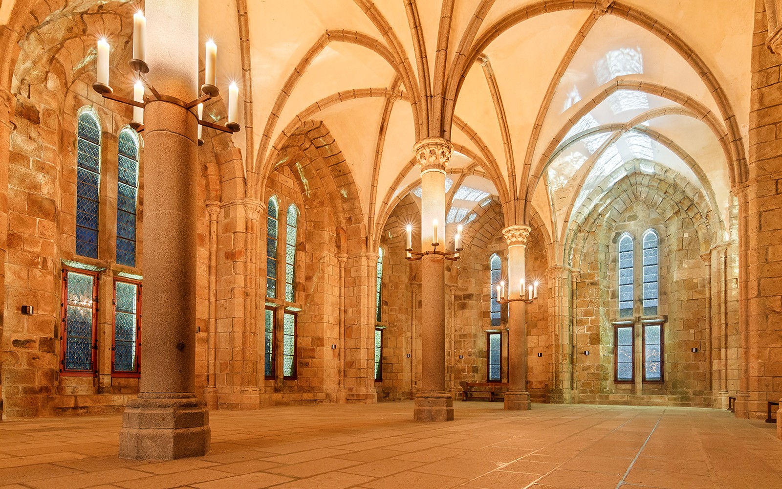 From Paris: Mont-Saint-Michel Tickets with Round-Trip Transfers